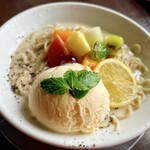 麺屋　たか - バニラアイスはなかなか大きいです