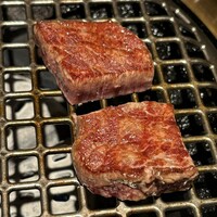 和牛とタン 焼肉 とみ 新橋本店 - 