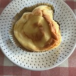 しみずや - チーズクリーム　150円