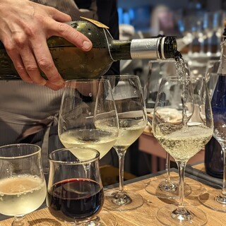 駅直結の最高のアクセスで本格イタリアンを堪能できる