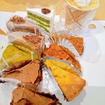 アンパルファンピュール - アーモンドタルト・カップシフォン・抹茶チーズ・ガトーショコラ等