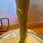 食煅 もみじ - つけそば　麺リフト