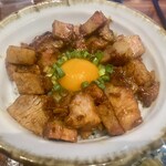 食煅 もみじ - 肉飯　￥500-(税込)