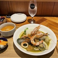 Seafood bar Ermitage 横浜鶴屋町店 - 