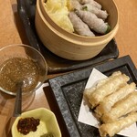 宴や - 季節野菜の豚巻き、チーズパリパリ