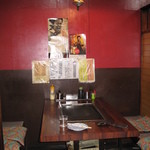 Okonomiyakisougetsu - 4人分の席が4組あり落ち着いて食べられます