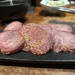 炭火焼ホルモン ぐう 築地 - 