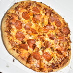 ドミノ・ピザ - 料理写真:ギガ・ミート・Ｌサイズ（４，１４０円）２０２４年９月