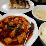 蜀の家 - 麻婆豆腐餃子セット