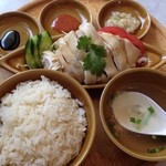 シンガポール海南鶏飯 - シンガポールチキンライス  蒸し鶏