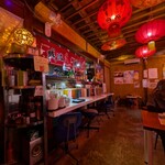 餃子の店 華 - 店内
