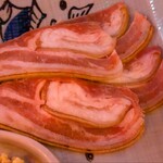 餃子の店 華 - ヤギ刺身¥700