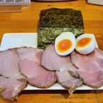 極汁美麺 umami - チャーシュー