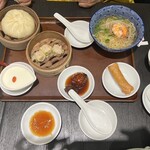551蓬莱 本店 - 