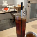 ディック・ブルーナ テーブル - 