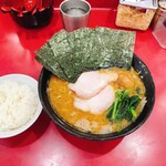 ラーメン 杉田家 - 