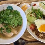 ベトナム料理 ふぉ－の店 枚方店 - 