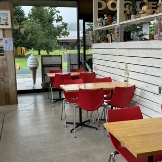 ドッグデプトプラスカフェ_2