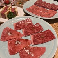 TANAKA YAKINIKU RESTAURANTE - 