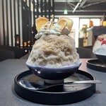 美氷愛 - 黒蜜きな粉と黒胡麻　さつまいも贅沢和みのかき氷