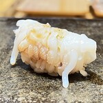 鮨 まつうら - 下足