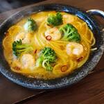 魔法のパスタ - ガーリックシュリンプ