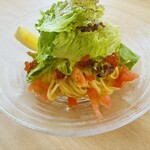 魔法のパスタ - 季節限定！いくらとサーモンの冷製ペペ