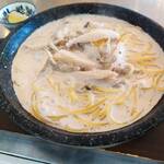 魔法のパスタ - イカ明太クリーム