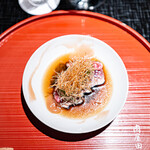 肉屋 田中 - 神戸牛イチボと松魚のたたき