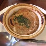 ロイヤルホスト - オニオングラタンスープ