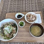 ノール・グランヴォラ - 牛とろ丼