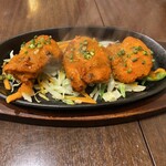 ヒマラヤンビレッジ - タンドリーチキンティッカは熱々でうまうま