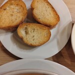 はらっぱ - ソースに付けて食べるパン