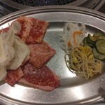 厚東川焼肉レストラン - 厚東川定食1430円のメイン(2024.8.12)