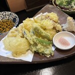 季節と肴と一品 まつ - 