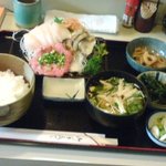 一休 - ホタテ・ねぎとろ定食