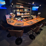 からおけBARなっつ - カウンター席