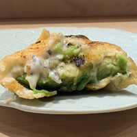 鉄板焼 りんご - アボガドチーズ　断面