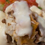 豊見城タコライス - たっぷり野菜のラクレットタコライス