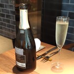 Largo RISTORANTE - スプマンテ