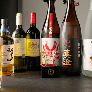 焼き鳥に合う美味しいお酒が多数！お好きな一杯を楽しんで