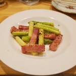 カジュアルフレンチBar 7FUKU - 福岡県産アスパラガスとベーコン