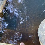 妙見石原荘 食菜石蔵 - 混浴は入浴着を着て、男性はバスタオル巻いて