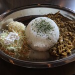 ミュージック喫茶カンビア - 料理写真:パキスタンカレードリンクセット（1,200円+200円）