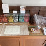 みすゞ飴本舗 飯島商店 - みすず飴 粒売り Sカップ270円 Lカップ430円