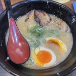 麺屋ふくちぁん - 厚切り炙りとんこつチャーシュー麺