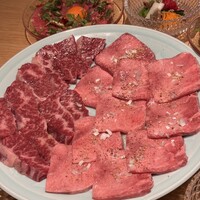 TANAKA YAKINIKU RESTAURANTE - 