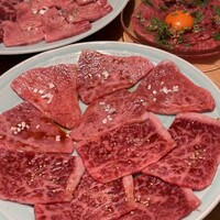 TANAKA YAKINIKU RESTAURANTE - 