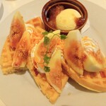 フォーシーズンズカフェ - イチジクのワッフル