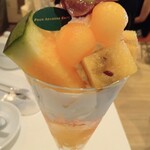 フォーシーズンズカフェ - 金色羅皇のパフェ